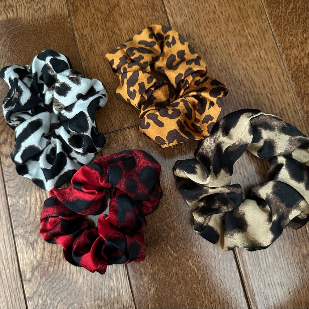 Leopard scrunchies